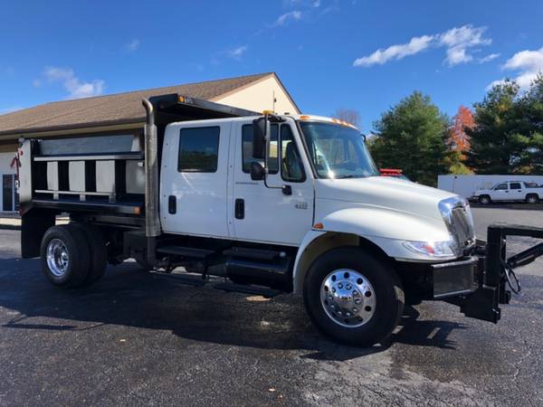 2007 INTERNATIONAL CREW CAB 4300 DT 466 ONLY 33K MILE DUMP TRUCK -... for sale in Kingston, NH – photo 5