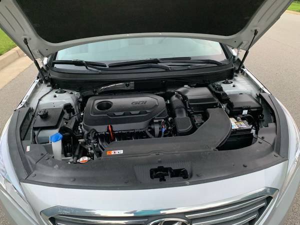 2017 Hyundai Sonata SE for sale in Collierville, TN – photo 18