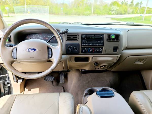 2004 Ford F-250 Super Duty Diesel - - by dealer for sale in Neenah, WI – photo 12