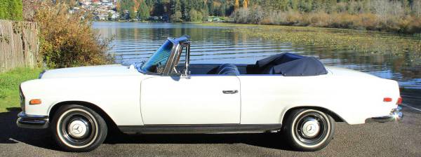 Lot 136 - 1966 Mercedes 250 SE Cabriolet Lucky Collector Car Auction for sale in Other, FL – photo 17