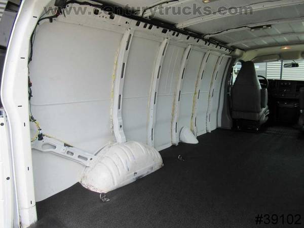 2016 Chevrolet Express 2500 CARGO EXTENDED Summit White for sale in Grand Prairie, TX – photo 11