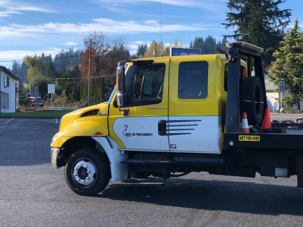 2003 INTERNATIONAL 4300 Extended Cab Rollback Flatbed Tow Truck -... for sale in Damascus, OR – photo 5