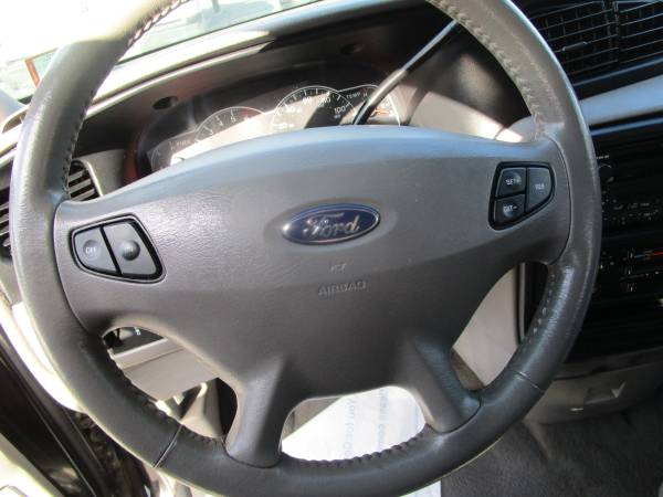 2003 Ford Windstar se minivan for sale in Clementon, NJ – photo 18