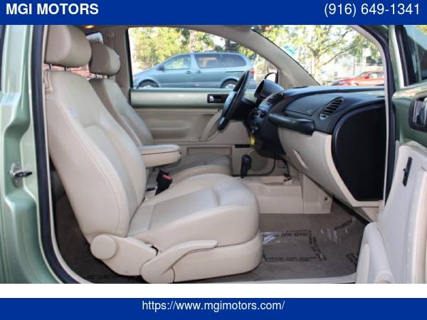 2008 Volkswagen New Beetle Coupe 2dr Auto S , 100% FINANCING - cars... for sale in Sacramento , CA – photo 12