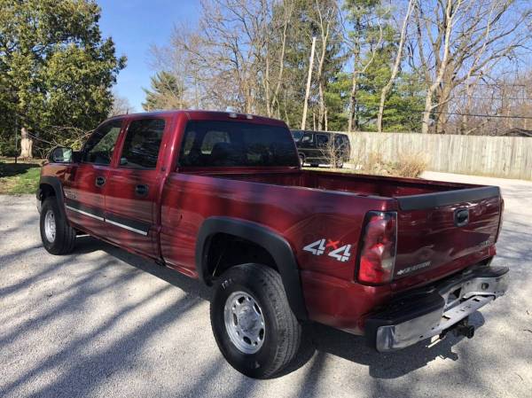 1-OWNER DURAMAX - DIESEL CHEVY SILVERADO 25OO-HD CREW - cars & for sale in Other, IN – photo 5
