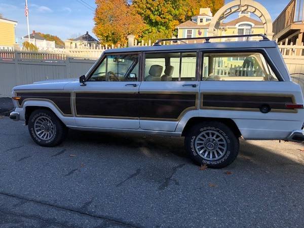1990 Jeep Grand Wagoneer WOW!! - cars & trucks - by owner - vehicle... for sale in Gloucester, MA – photo 13