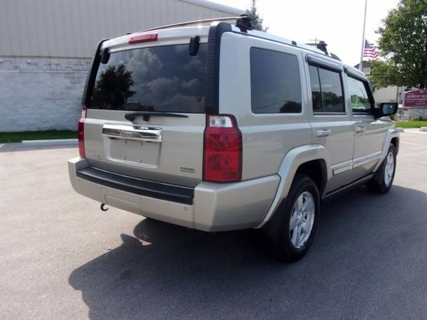 2007 Jeep Commander Limited 4dr SUV 4WD - cars & trucks - by dealer... for sale in Waukesha, WI – photo 7