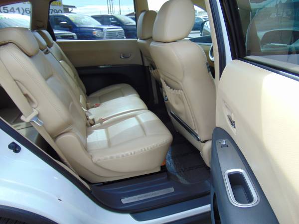 2008 SUBARU TRIBECA 3ROW SEAT/DVD ON IT - - by dealer for sale in Eugene, OR – photo 9