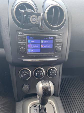 Very Clean Nissan Rogue 2012 - cars & trucks - by owner - vehicle... for sale in Saint Georges, DE