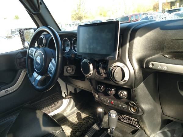 2016 Jeep Wrangler Unlimited Rubicon 4 4 (Upfited Right) - cars & for sale in Loves Park, IL – photo 7