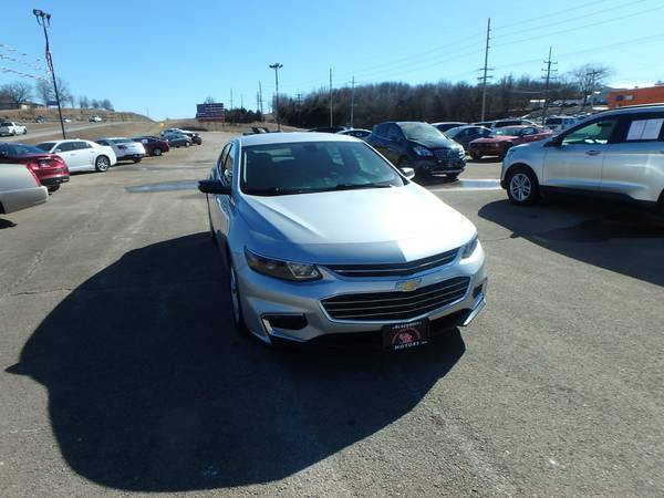 2018 Chevrolet Chevy Malibu LS - - by dealer - vehicle for sale in Bonne Terre, MO – photo 3
