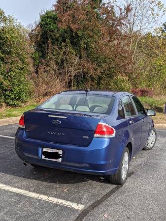 2009 Ford Focus SEL Sedan, 137k - cars & trucks - by owner - vehicle... for sale in Hickory, NC – photo 3