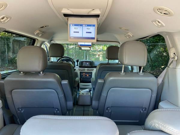 10 VW Routan LEATHER-DVDS 1 YEAR WARRANTY-NO DEALER FEES-CLEAN TITLE for sale in Gainesville, FL – photo 7