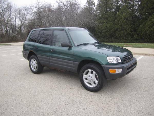 1998 Toyota RAV4 4-Door FWD 4 CYL RUNS STRONG $1995 - cars & trucks... for sale in Highland Park, IL – photo 9