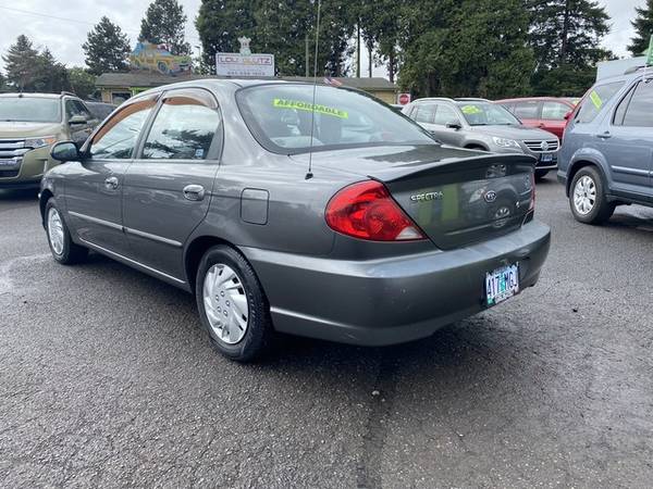 2004 Kia Spectra - - cars & trucks - by dealer - vehicle automotive... for sale in Eugene, OR – photo 3