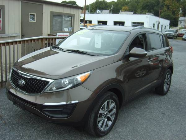 2014 Kia Sportage LX FWD - cars & trucks - by dealer - vehicle... for sale in Fogelsville, PA – photo 2