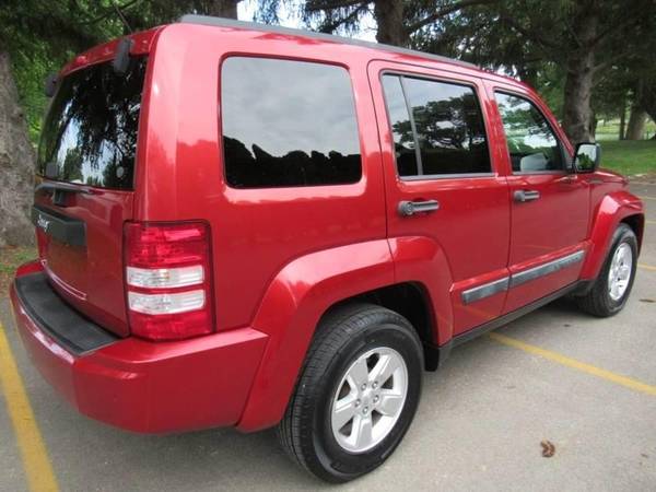 2010 Jeep Liberty Sport 4x2 4dr SUV for sale in Bloomington, IL – photo 5