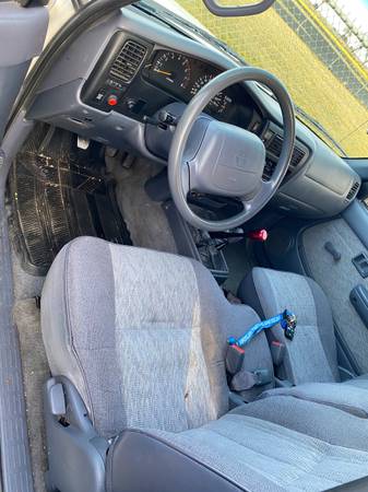 1998 Toyota Tacoma ext cab 4x4 - cars & trucks - by owner - vehicle... for sale in Rupert, ID – photo 3