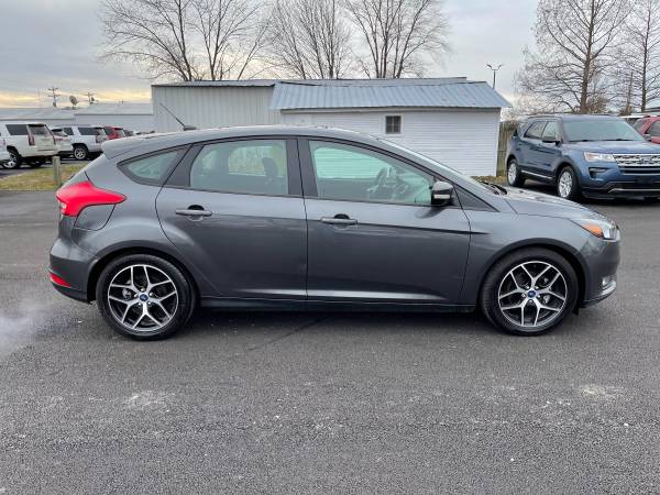 2017 FORD FOCUS SEL (343559) - - by dealer - vehicle for sale in Newton, IL – photo 3
