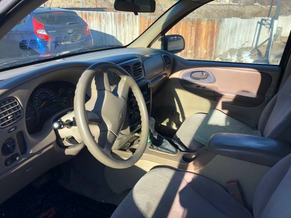 2004 Chevy Trailblazer - cars & trucks - by owner - vehicle... for sale in Selah, WA – photo 3