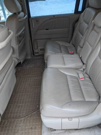 2007 Honda Odyssey EX-L Minivan for sale in River Falls, MN – photo 7