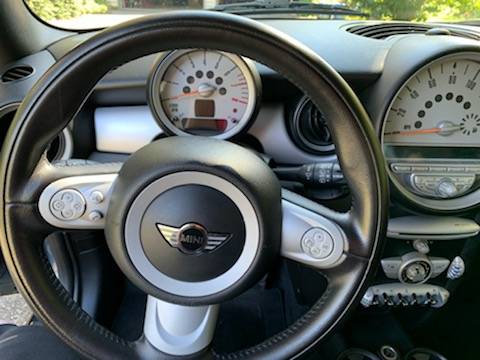 2010 MINI COOPER - Low Miles! - cars & trucks - by owner - vehicle... for sale in Wilmington, DE – photo 3