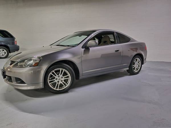 2005 Acura RSX 5 speed Manual - Very Clean - Unmodified - No rust! -... for sale in Northbrook, IL – photo 2