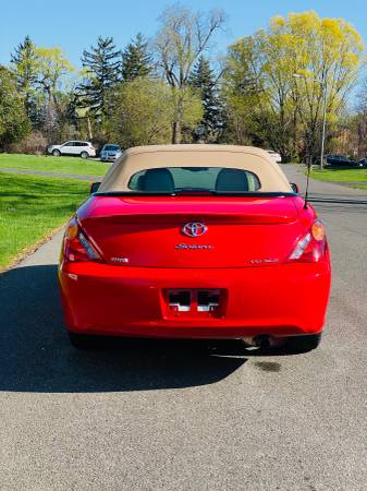 2006 TOYOTA SOLARA CONVERTIBLE SLE V6 ( CLEAN CARFAX ) - cars & for sale in West Sand Lake, NY – photo 4