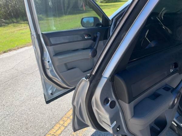 2009 Honda CRV EX-L - cars & trucks - by owner - vehicle automotive... for sale in Land O Lakes, FL – photo 9
