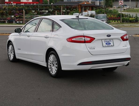 2014 Ford Fusion Hybrid SE - - by dealer - vehicle for sale in Graham, NC – photo 4