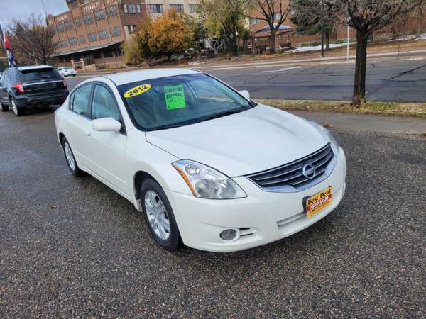2012 Nissan Altima 2.5 - cars & trucks - by dealer - vehicle... for sale in Moorhead, ND – photo 3