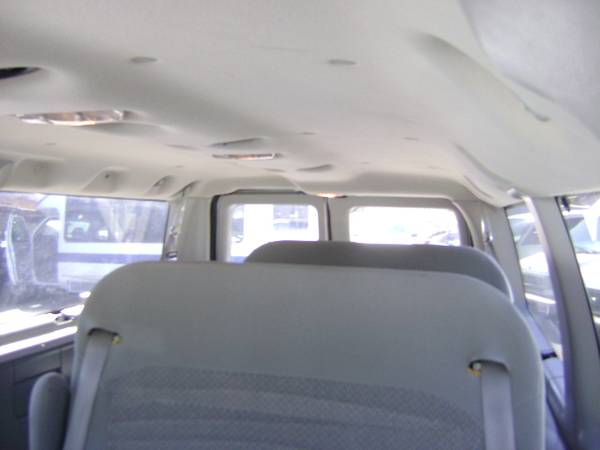 06 Ford Econoline E350 10-Passenger Cargo Van 1 Owner Government... for sale in Sacramento , CA – photo 12
