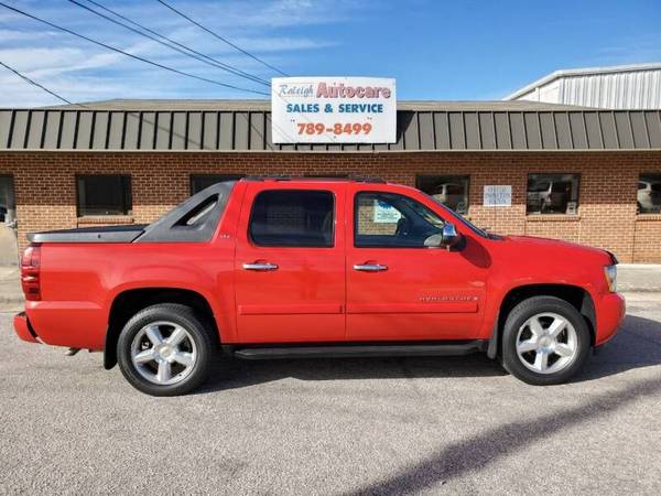 2007 Chevrolet Avalanche 73, 528 Miles Red - - by for sale in Raleigh, NC – photo 2