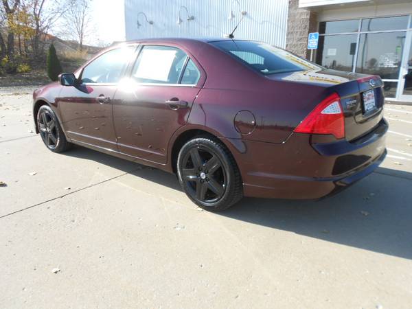 `2011 Ford Fusion SE - cars & trucks - by dealer - vehicle... for sale in Iowa City, IA – photo 8