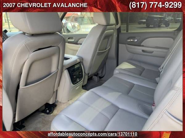 2007 CHEVROLET AVALANCHE 1500 - cars & trucks - by dealer - vehicle... for sale in Cleburne, TX – photo 6