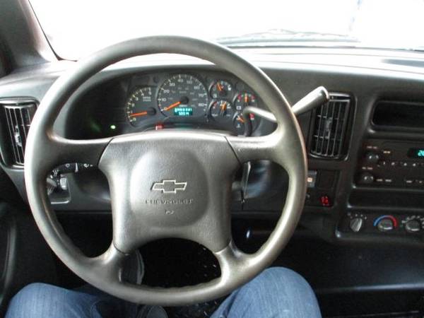 2006 Chevrolet C5C042 C5500 4X4 DUMP TRUCK W/ PLOW 59K MILES DIESEL... for sale in south amboy, ME – photo 12