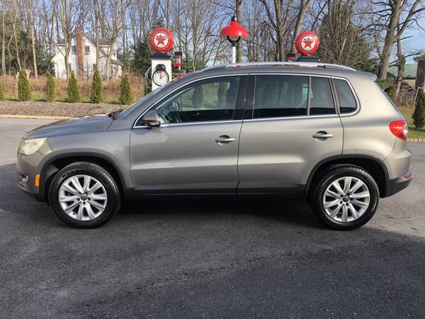 2009 Volkswagen Tiguan 4Motion NAV Heated Seats Full Service History for sale in Palmyra, PA – photo 9