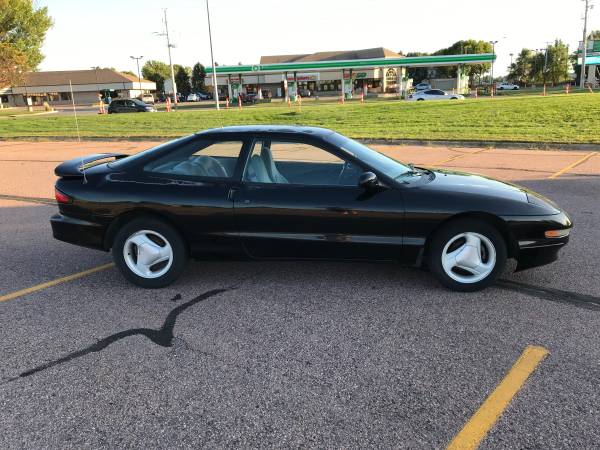 ***SOLD - NO LONGER AVAILABLE*** 1996 Ford Probe SE - cars & trucks... for sale in Sioux Falls, SD – photo 4