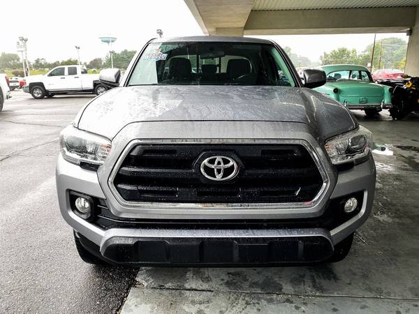 Toyota Tacoma Pickup Truck Crew Cab Automatic Carfax 1 Owner Trucks... for sale in Myrtle Beach, SC – photo 6