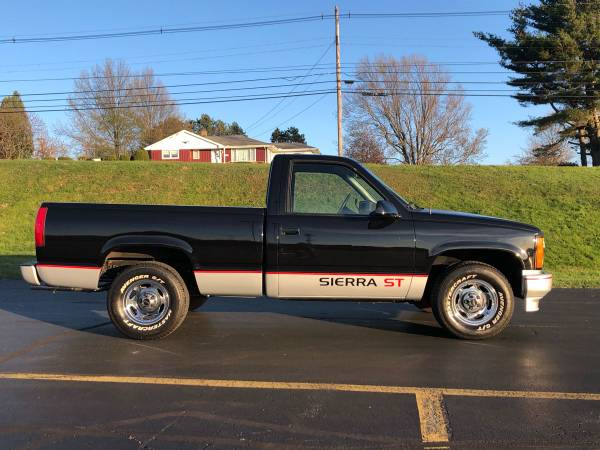 90 GMC SIERRA ST, RARE FIND 16, 990 - - by dealer for sale in Sheridan, NY – photo 2