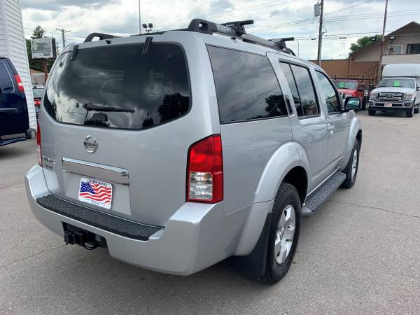 ★★★ 2006 Nissan Pathfinder 4x4 3rd Row Seating ★★★ for sale in Grand Forks, ND – photo 6