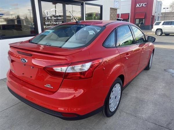 2014 FORD FOCUS SE - sedan - cars & trucks - by dealer - vehicle... for sale in Rapid City, SD – photo 7