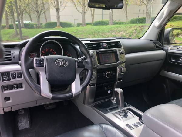 2013 Toyota 4runner SR5 4WD - Clean title, Alloys, Leather - cars for sale in Kirkland, WA – photo 11