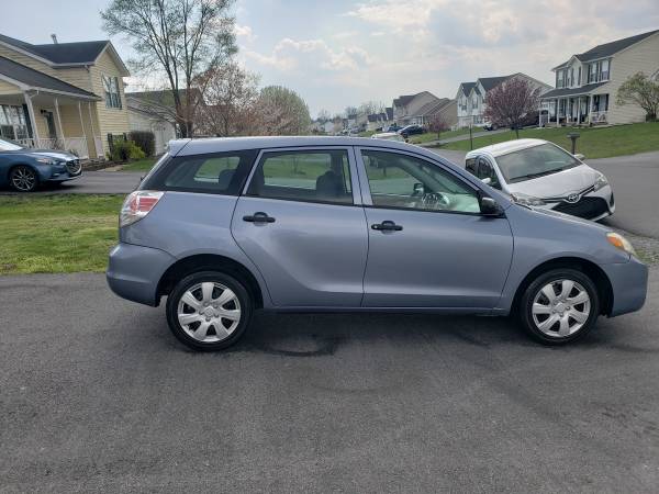 Toyota Matrix 2006 4WD (NEGOTIABLE) for sale in Inwood, WV – photo 3