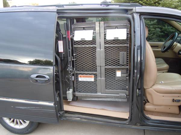 Chrysler Wheelchair Van for sale in Albuquerque, NM – photo 9