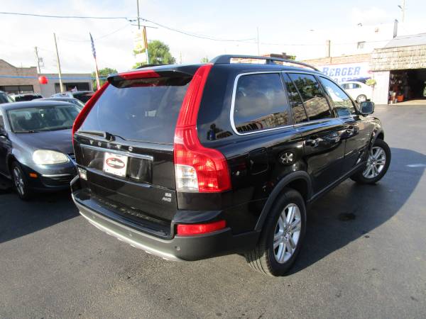 *LUXURY*SAFETY*RELIABILITY* 2010 VOLVO XC90 ALL WHEEL DRIVE, 3RD ROW... for sale in rockford, IA – photo 2