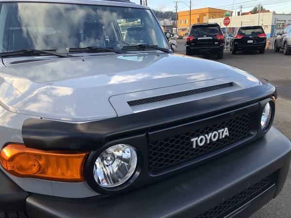 2013 Toyota FJ Cruiser Rare Trail Team Special Edition 1-Owner!... for sale in Portland, OR – photo 6