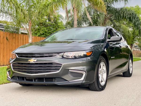 2017 CHEVY MALIBU - - by dealer - vehicle automotive for sale in Hialeah, FL – photo 4