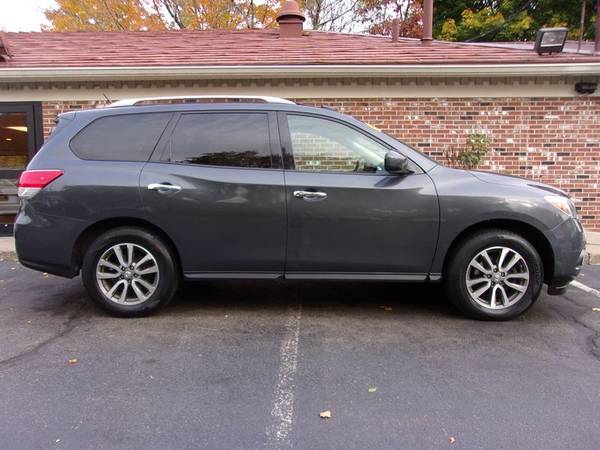 2013 Nissan Pathfinder SV 4WD, 63k Miles, Auto, Grey, P.Roof, DVD,... for sale in Franklin, VT – photo 2