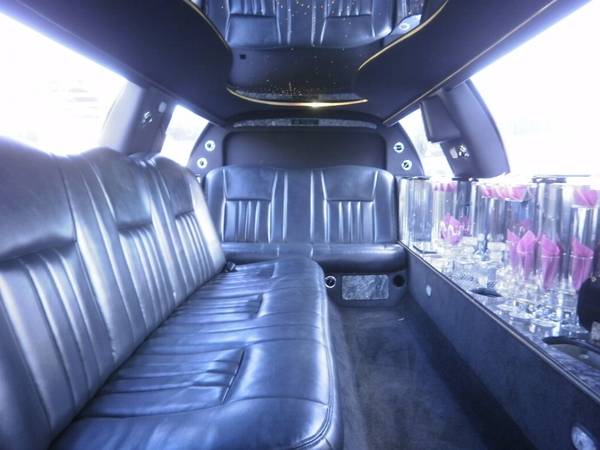 2005 BLACK 120IN LINCOLN TOWNCAR LIMOUSINE #1099 - cars & trucks -... for sale in Los Angeles, OR – photo 5